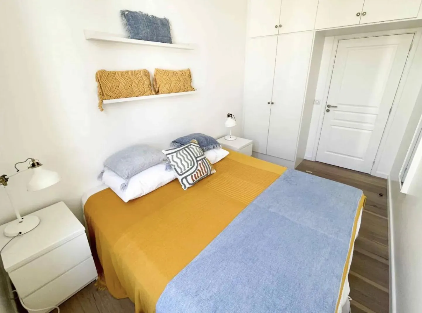 Beautifully Renovated 3 Bedroom Apartment In The Heart Of Cannes